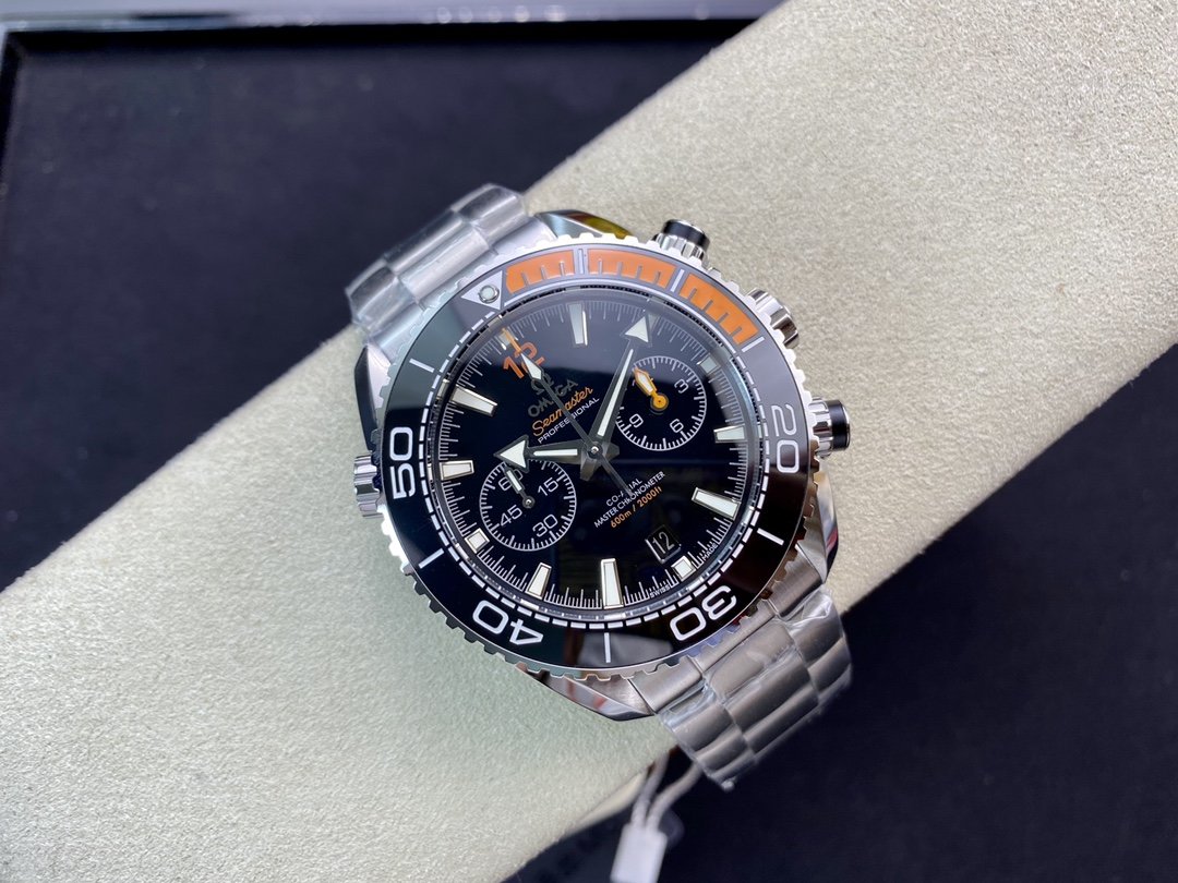 OM Factory歐米茄omega海馬600海洋宇宙計時四分之一橙計時款9900機芯複刻手錶