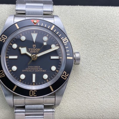 ZF廠帝陀碧灣系列M79030N-0001腕表碧灣小盾 復古別致39MM複刻手錶