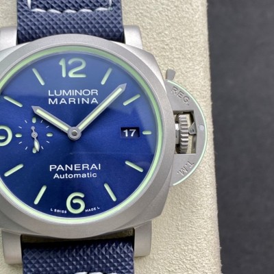 VS廠沛納海44MM “超級夜光”PAM1117 鏤空三文治超級夜光錶盤複刻手錶