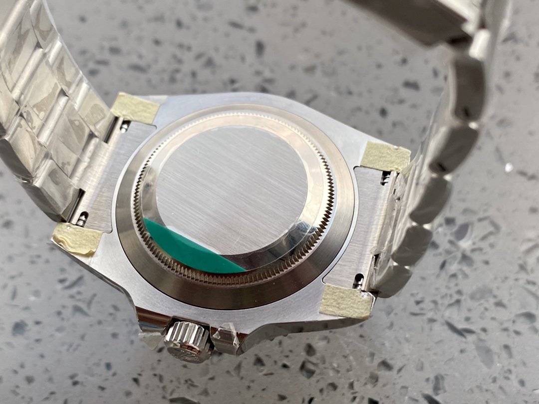 ZZ廠v2s版本高仿勞力士綠水鬼40MM3135機芯複刻手錶