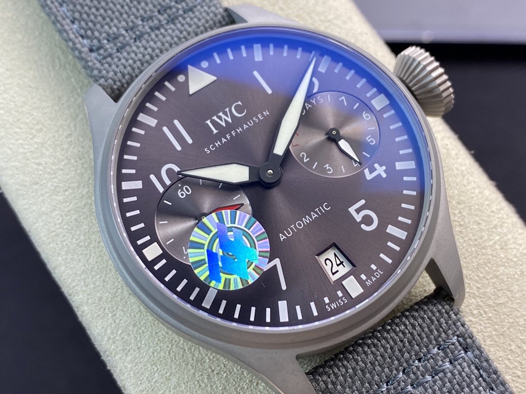 ZF廠萬國IWC小針特別款大飛行員空中霸主46MM複刻原裝Cal.51111機芯高仿手錶
