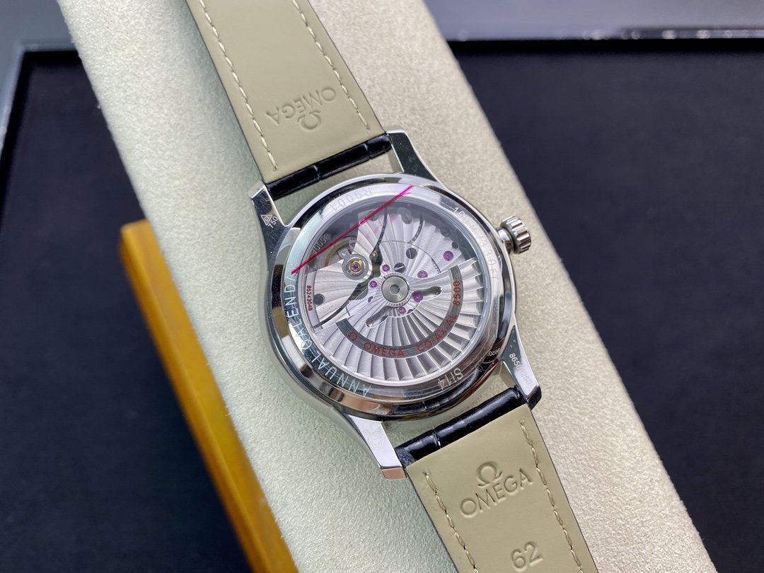 TW廠歐米茄蝶飛系列V2版本8500機芯40MM高仿手錶
