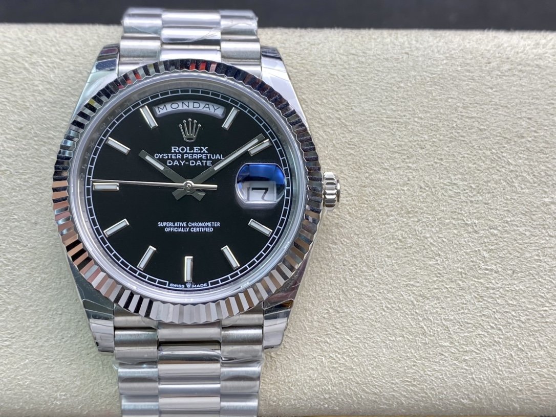 EW Factory廠V2升級版高仿勞力士Rolex星期日志型3255機芯40mm終極版複刻手錶