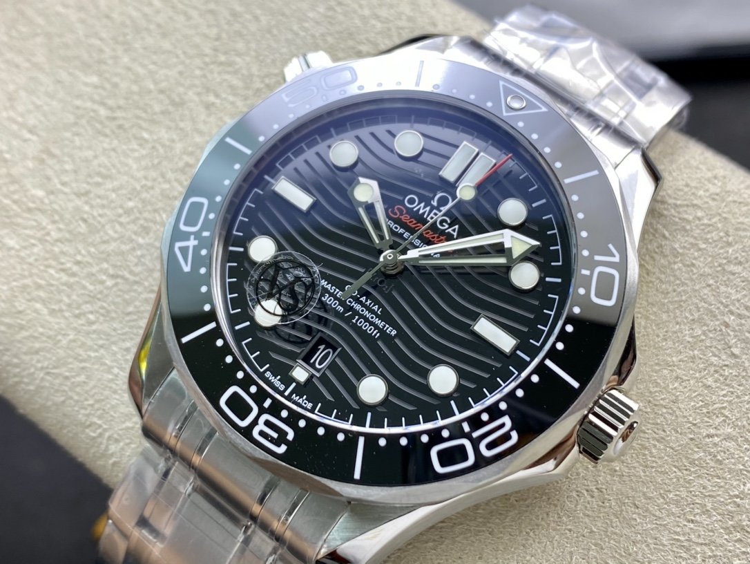 VS廠複刻歐米茄全新海馬300 米8800機芯 42MM 潛水表高仿手錶