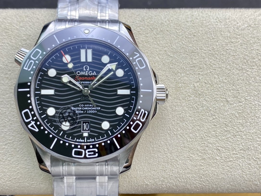 VS廠複刻歐米茄全新海馬300 米8800機芯 42MM 潛水表高仿手錶
