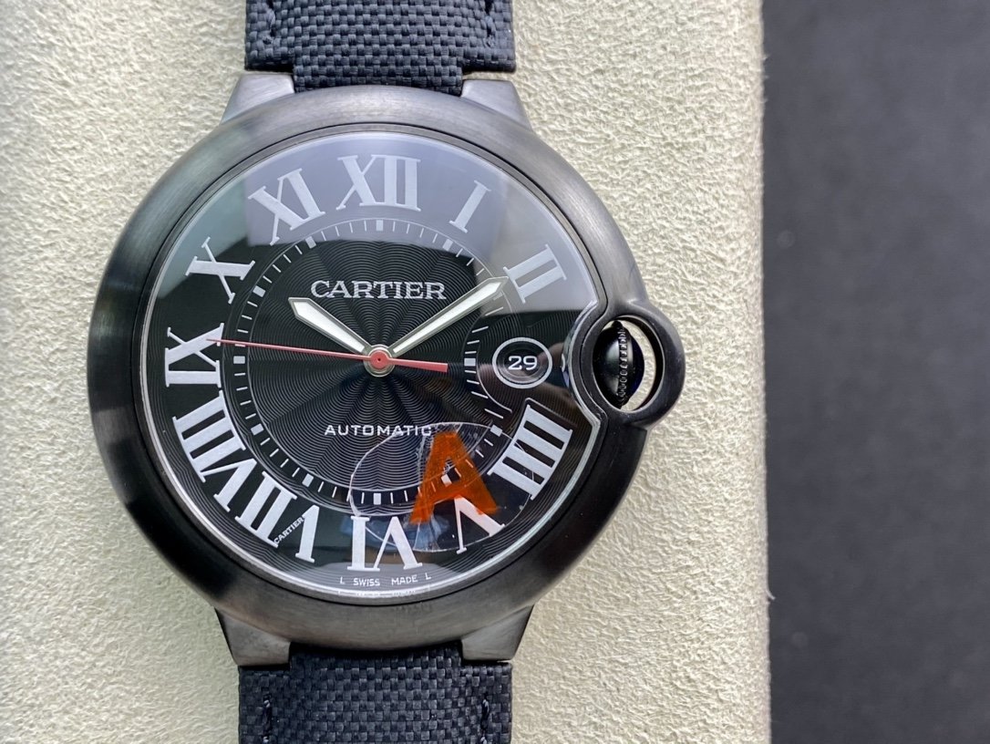 V6 Factory高仿卡地亞CARTIER與Bamford Watch Department聯手合作藍氣球黑騎士複刻手錶