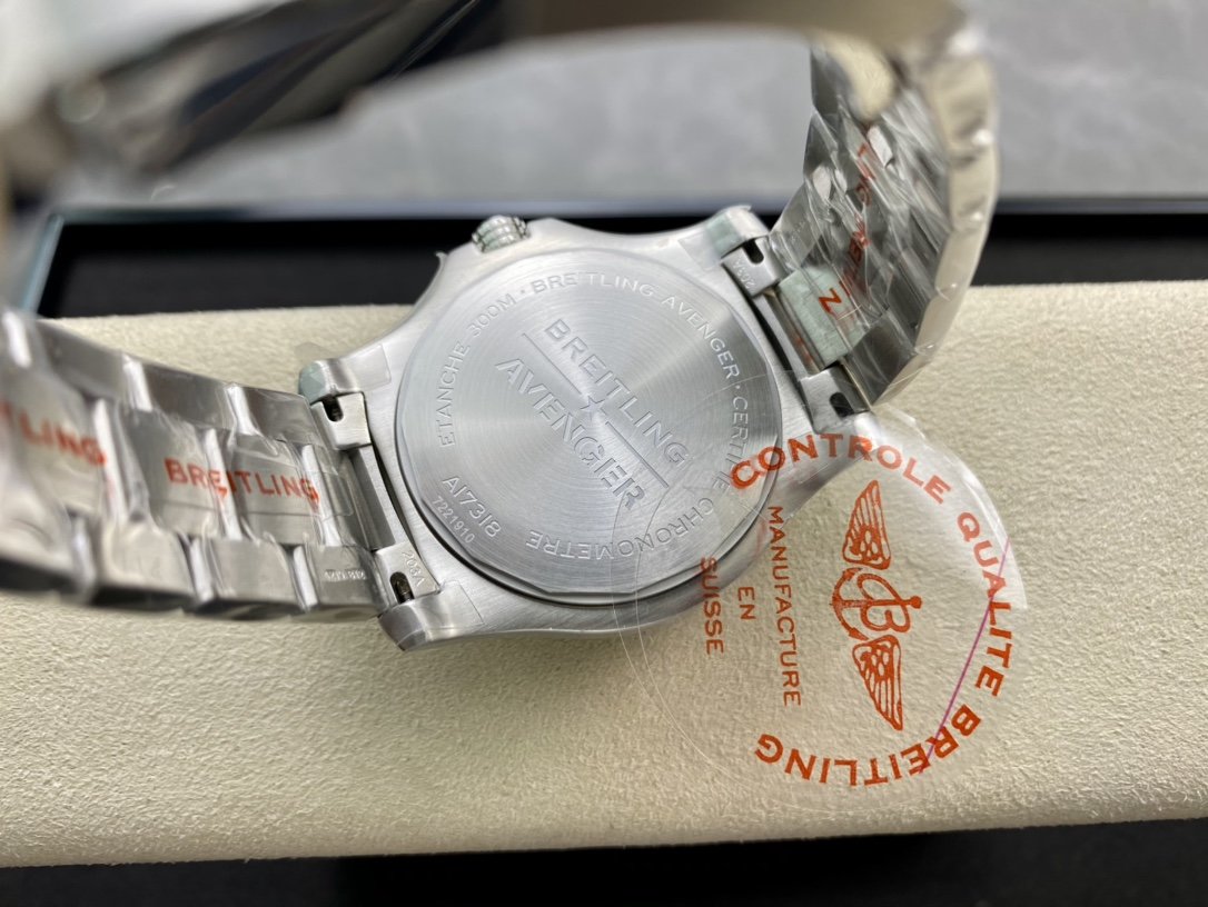 GF 新品高仿百年靈復仇者自動機械腕表Avenger Automatic 43MM複刻手錶