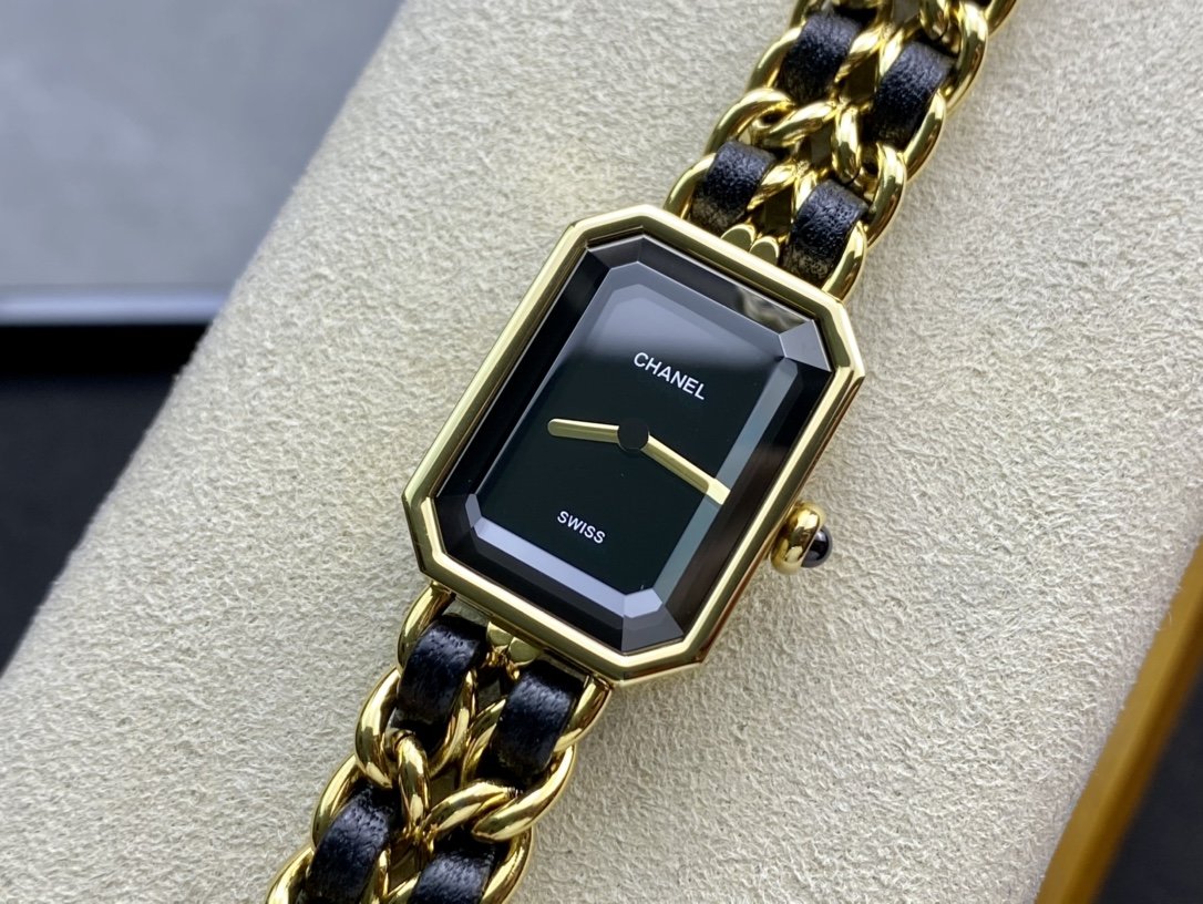 原單香奈兒Premiere系列香奈兒與1987年推出的第一專款為女性設計的腕表