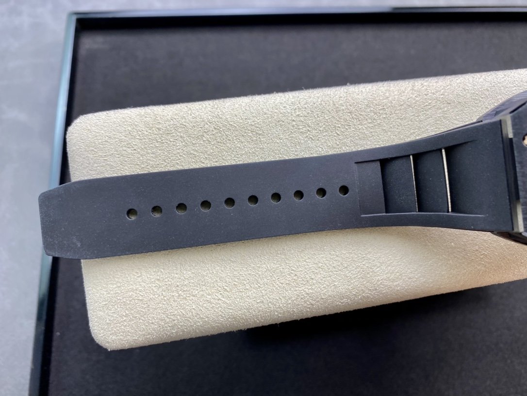 KV台湾厂精仿手表理查德米勒RM011菲利普-马萨限定版复刻手表