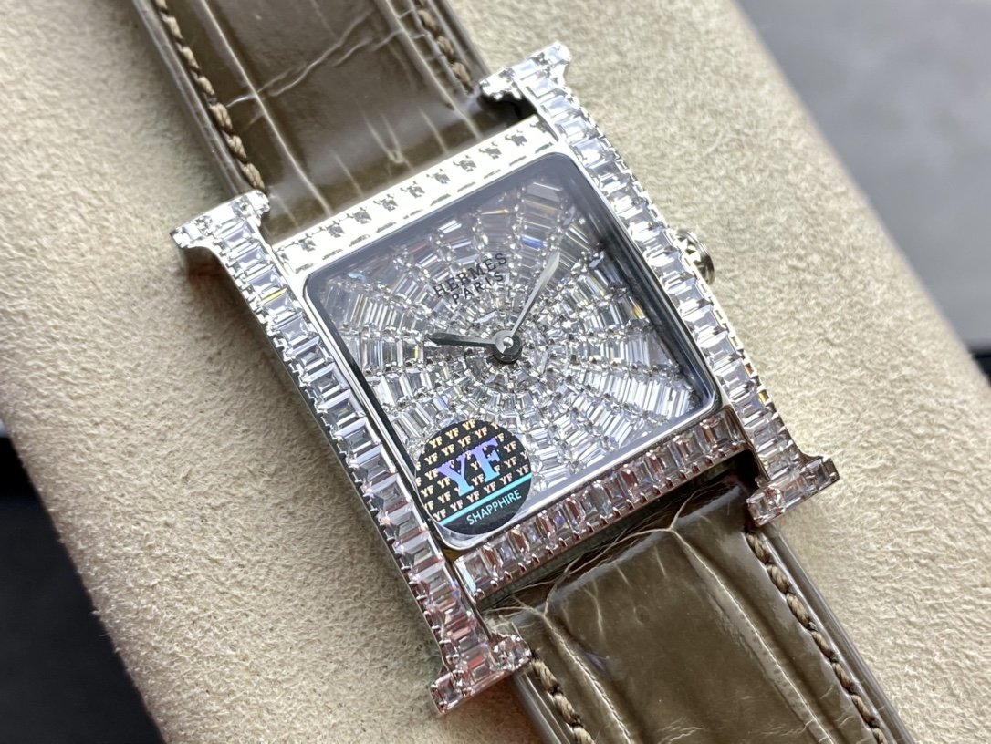 愛馬仕-Hermes錶盤直徑26mm搭配純手工鑲方鑽複刻手錶