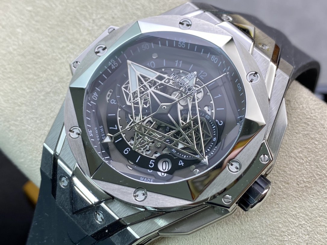 升級V2版恒寶刺青大師設計Hublot劍鋒石英計時款複刻手錶