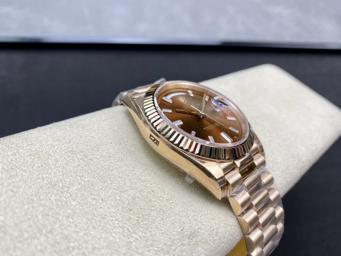 EW Factory最新力作V2升級版勞力士Rolex星期日志型40mm複刻手錶
