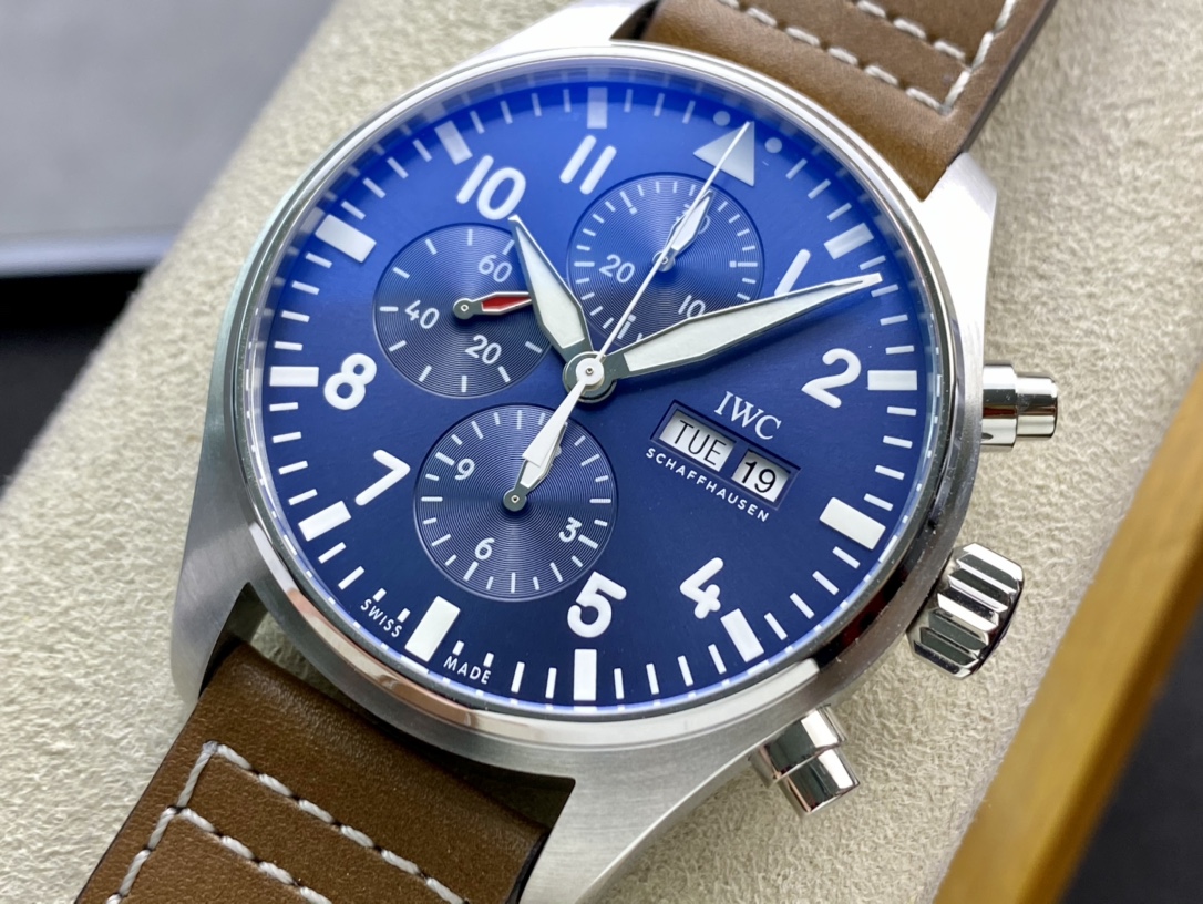 ZF廠手錶高仿萬國IWC3777飛行員計時系列仿錶