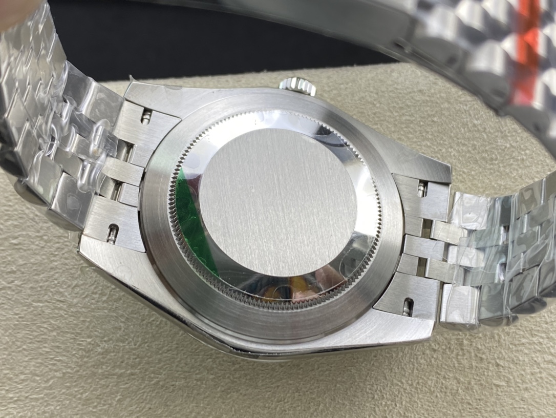 NOOB factory 高仿勞力士41日誌型3235機芯N廠手錶
