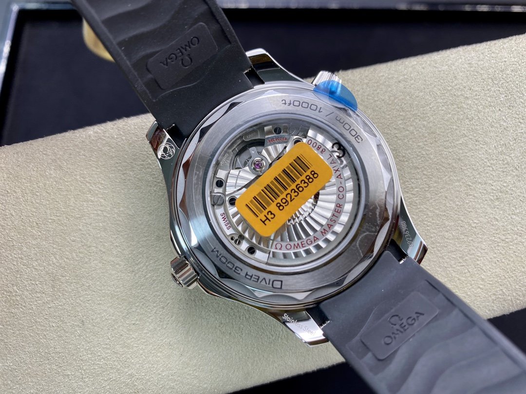 仿表歐米茄海馬300米VS廠手錶,N廠手錶