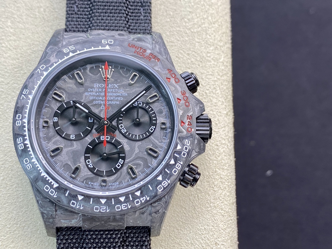 仿表劳力士JH厂手表宇宙计时迪通拿系列之碳纤维定制版4130机芯,N厂手表