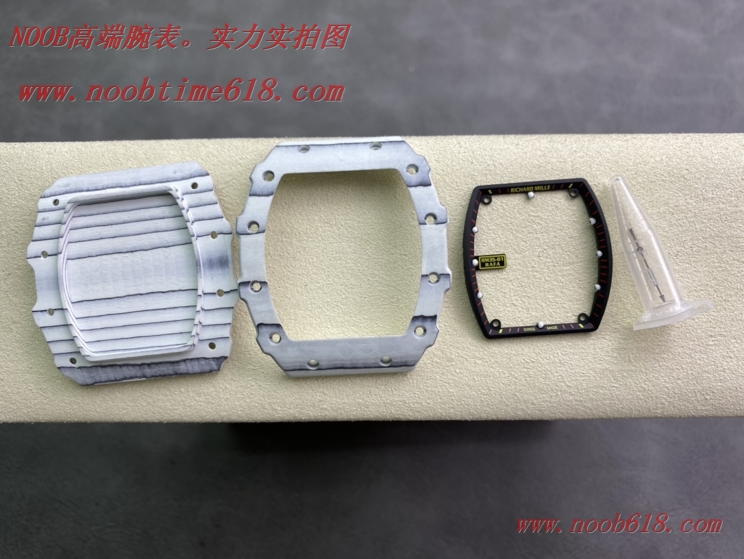 改裝廠,改裝配件三件套理查德RM35-01高級定制碳纖維材質表殼